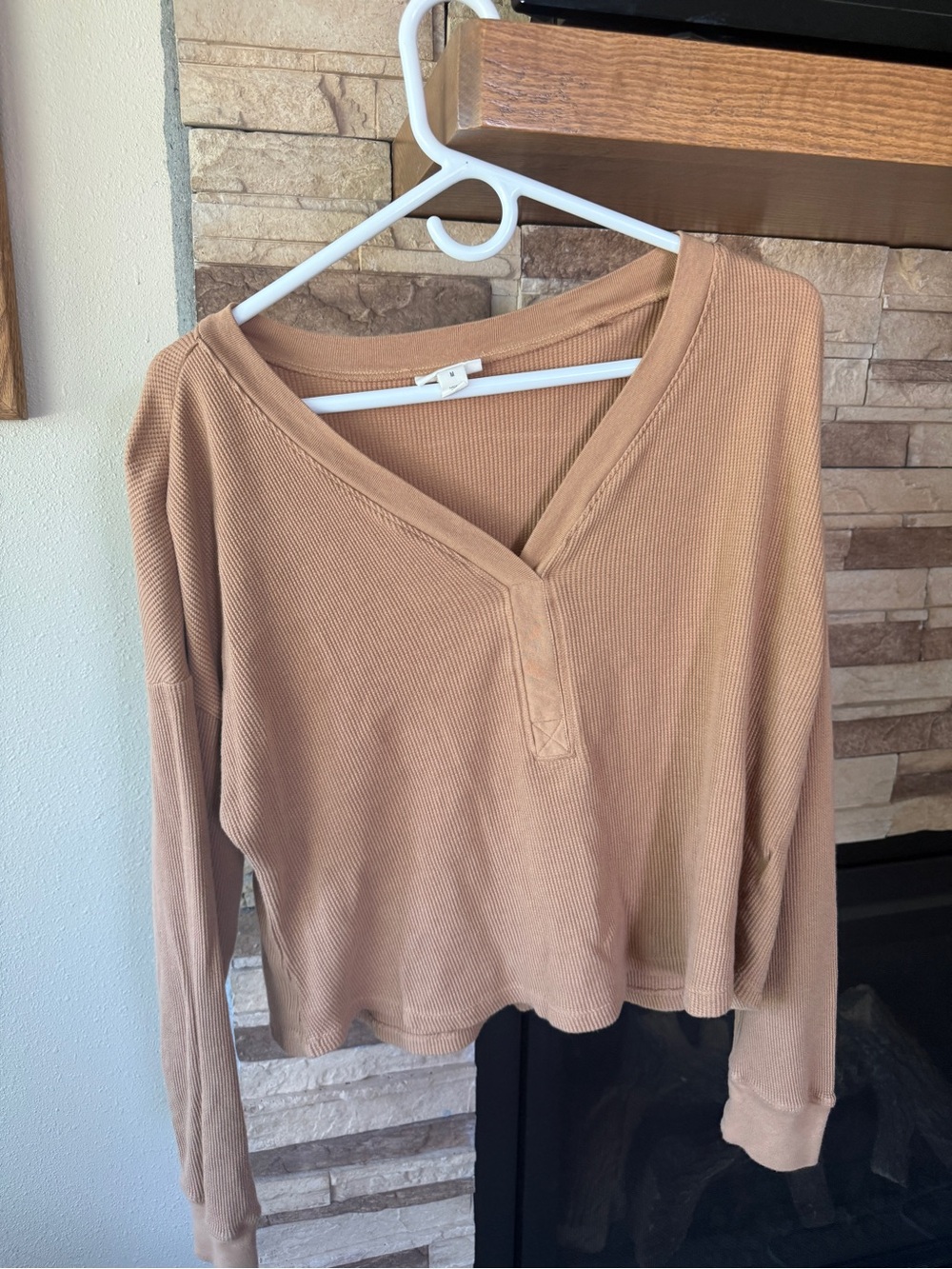 a.n.a Ribbed V-Neck Long Sleeve Top in Tan